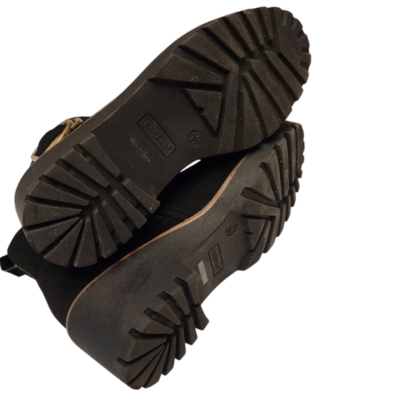 Bamboo Hopeful Faux Suede Lug Zip-Up Ankle Booties Sz 7 - Picture 8 of 10